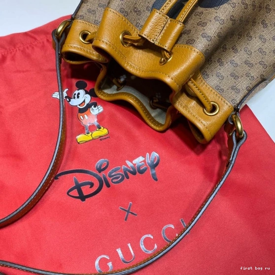 First bag ru Disney x Gucci Bag Mini Bucket 0713